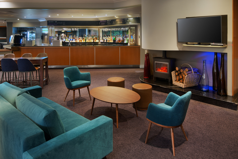 Public Area 4, DoubleTree by Hilton Manchester Airport, Manchester