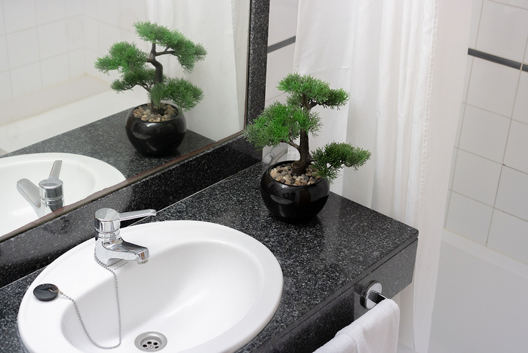 Bathroom 4, Club Hotel Aguamarina, Baleares