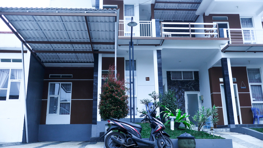 Exterior & Views 4, Villa Margo 14 by Masterpiece Villa, Malang