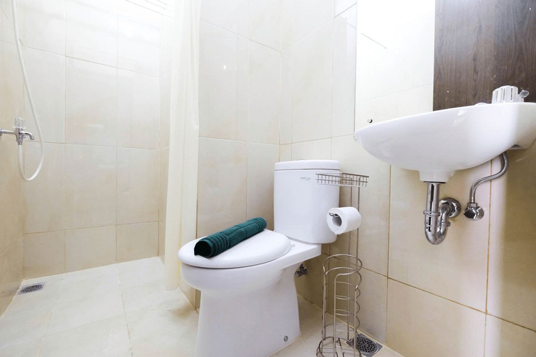 Bedroom 5, 1BR Apartment with Sofa Bed at Northland Ancol Residence By Travelio, North Jakarta
