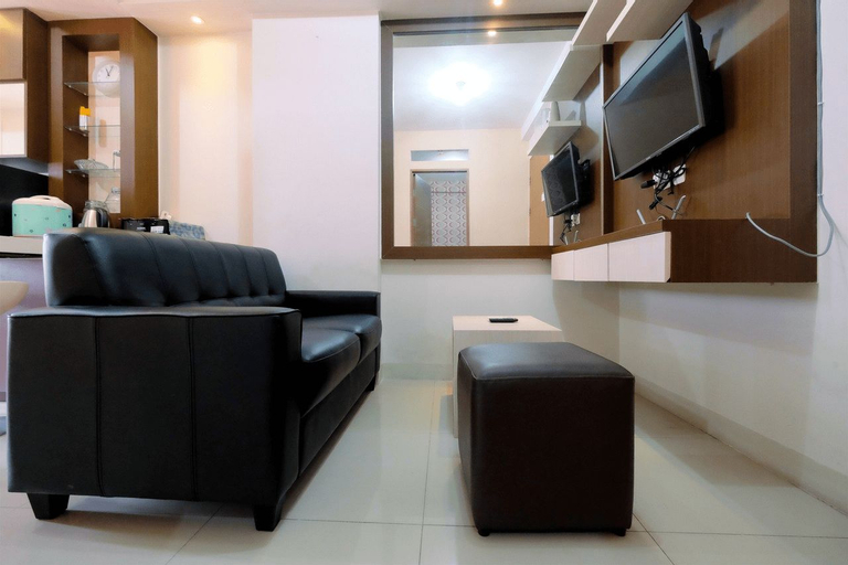2BR The Oak Gading Icon Apartement near Kelapa Gading By Travelio