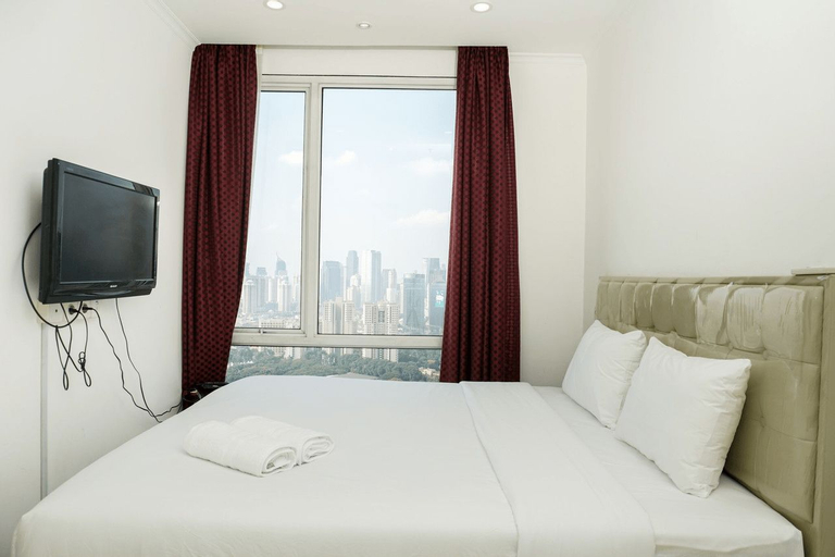 Bedroom 1, Luxurious 3BR Apartment at FX Residence Sudirman By Travelio, Central Jakarta