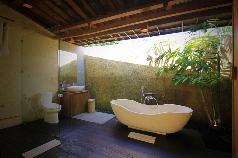 Bathroom 4, Natajiwa Villa, Badung