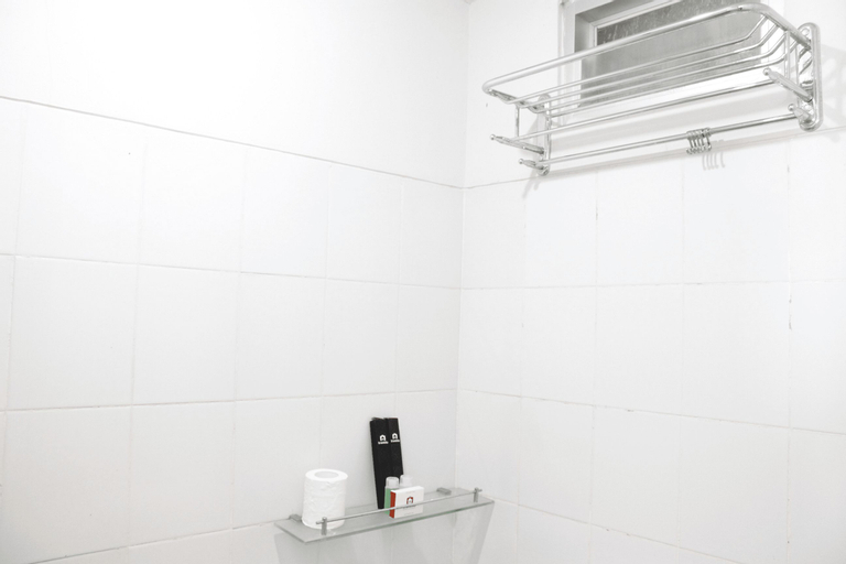 Bedroom 2, Minimalist Studio Apartment at The Suite @Metro By Travelio, Bandung