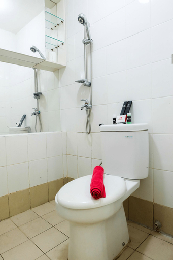 Bedroom 3, Compact 2BR Bassura City Apartment By Travelio, East Jakarta