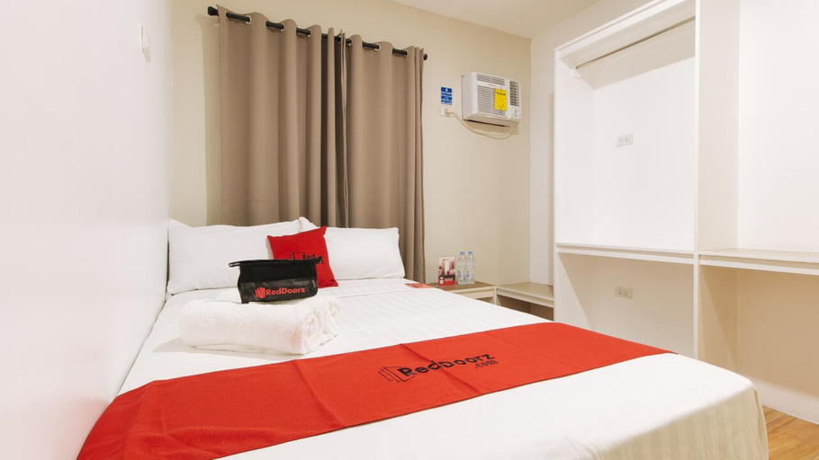 Bedroom 3, RedDoorz @ Golite Old Albay, Legazpi City