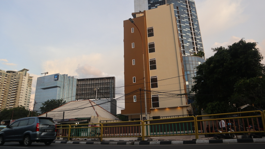 Exterior & Views 2, Djuragan Kamar Toku House Slipi, Central Jakarta