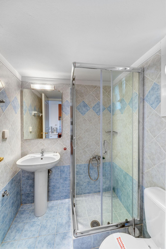 Bathroom 5, Ethrion, South Aegean