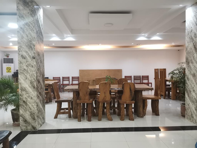 Public Area 5, RedDoorz @ Jollydays Hotel Nueva Ecija, San Jose City