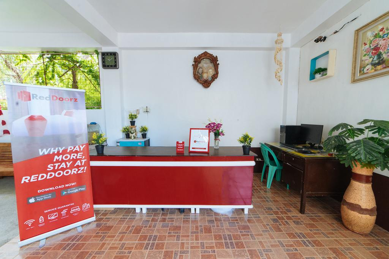 Public Area 3, RedDoorz @ Pag Asa Rawis Legazpi, Legazpi City