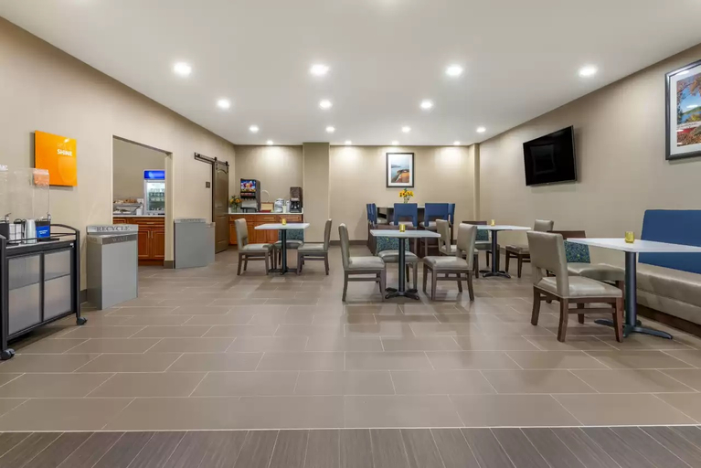 Public Area 2, Comfort Inn Brewster, Putnam