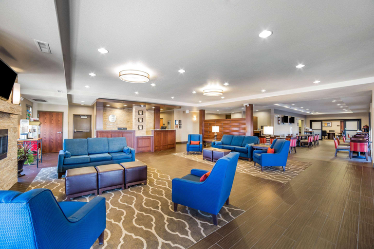 Public Area 2, Comfort Inn & Suites, Laramie