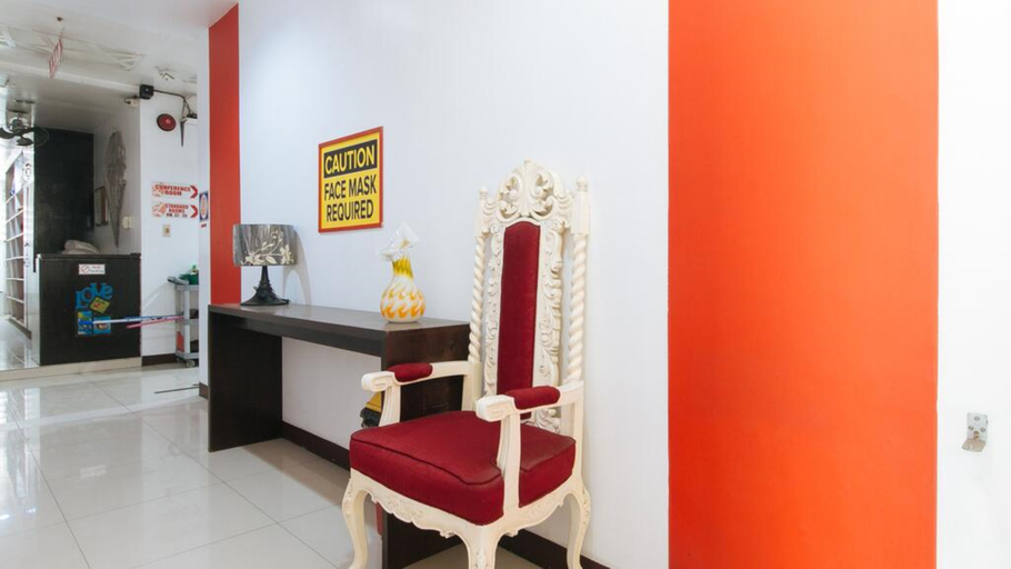 Public Area 4, RedDoorz @ EL Highway Hotel Bulacan, Plaridel