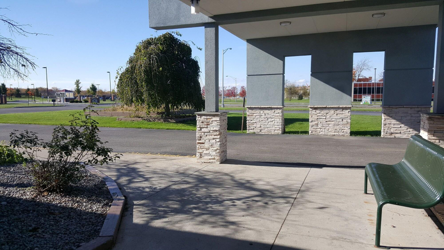 Exterior & Views 2, Motel6 Oriskany, NY, Oneida