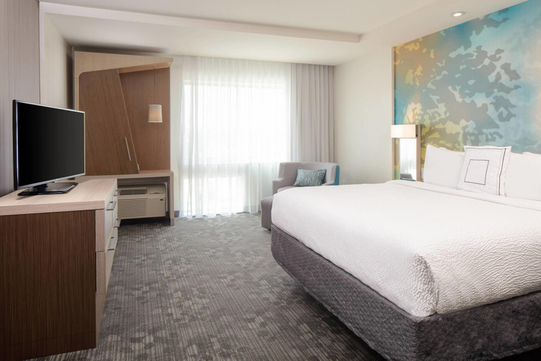 Bedroom 4, Courtyard Omaha Bellevue at Beardmore Event Center, Sarpy