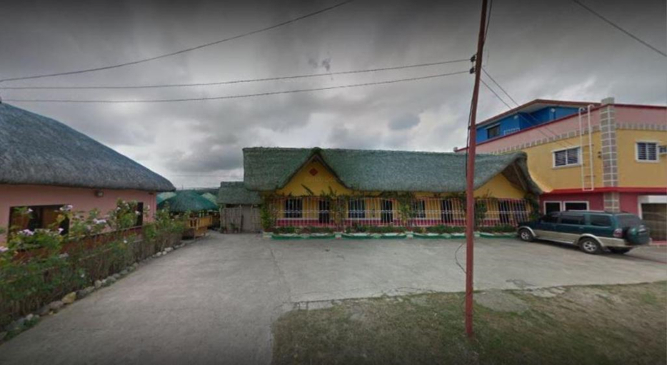 RedDoorz Plus near Bangui Windmills, Bangui