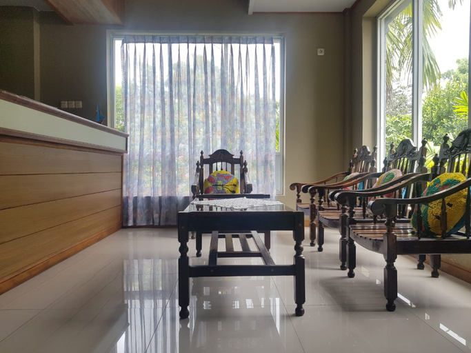 Public Area 3, Wisma Dalilah Syariah Makassar RedPartner, Makassar
