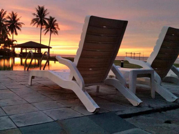 Palm Beach Resort & Spa, Labuan