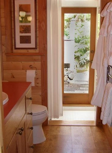 Bathroom 4, Volcano Mist Cottage, Hawaii