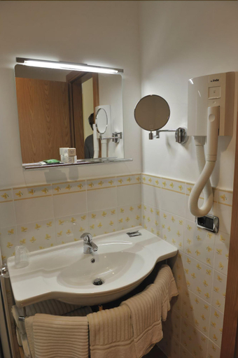 Bathroom 4, Complesso Termale Vescine, Latina
