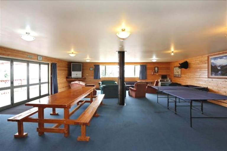 Public Area 2, Tui Base Camp, Southland