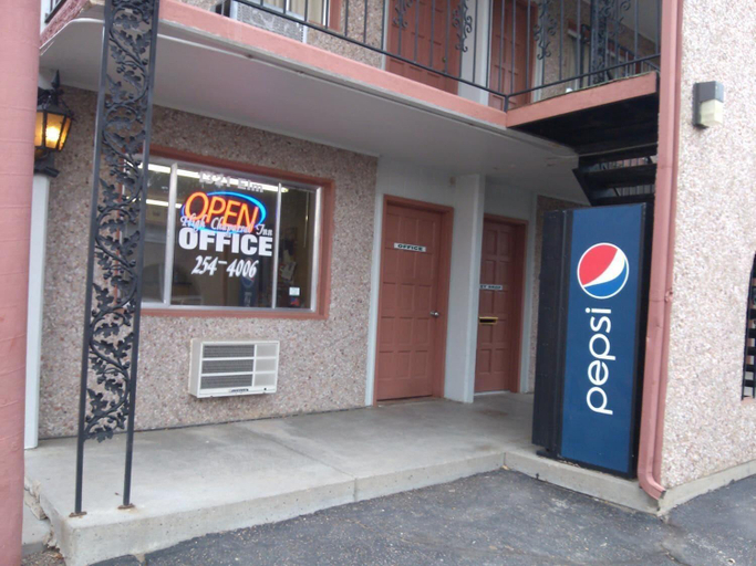 Public Area 2, High Chaparral Inn, Otero