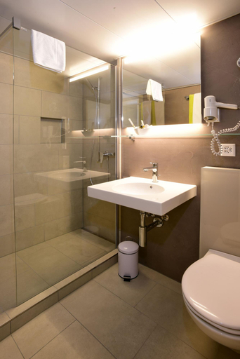 Bathroom 3, Hotel Rhodannenberg AG, Glarus