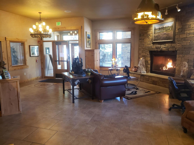 Public Area 2, Flying Saddle Resort, Lincoln
