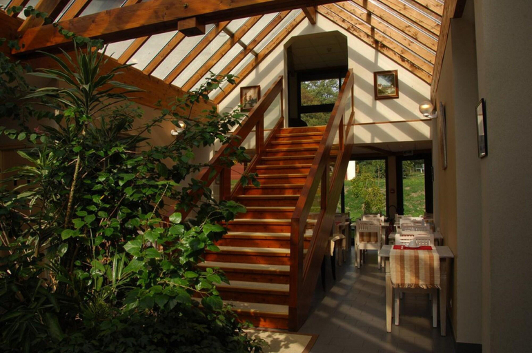 Public Area, Hôtel Restaurant Chez Nous, Ain