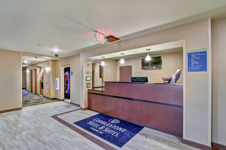 Public Area 3, Cobblestone Hotel & Suites – Pulaski/Green Bay, Brown