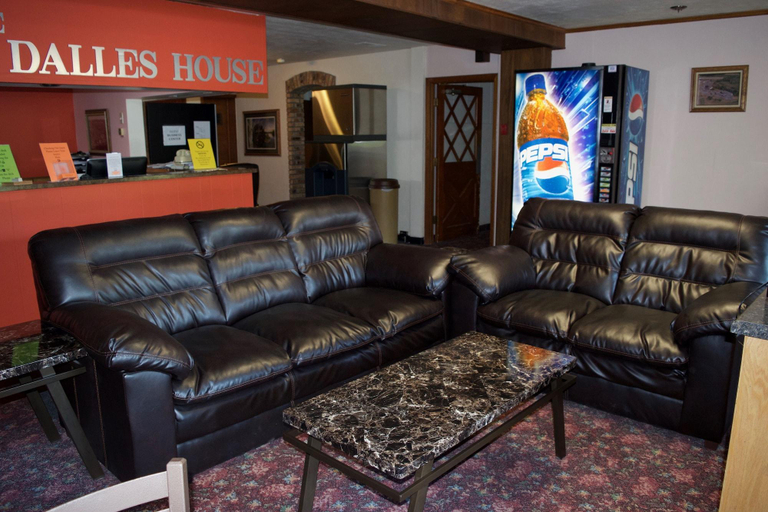 Public Area 2, St. Croix Suites - St. Croix Falls, Polk