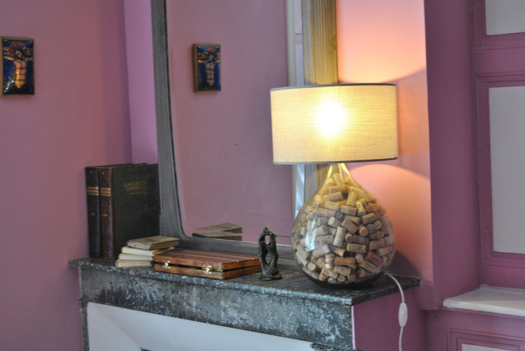 Bedroom 4, Au Richebourg Nogent, Aube