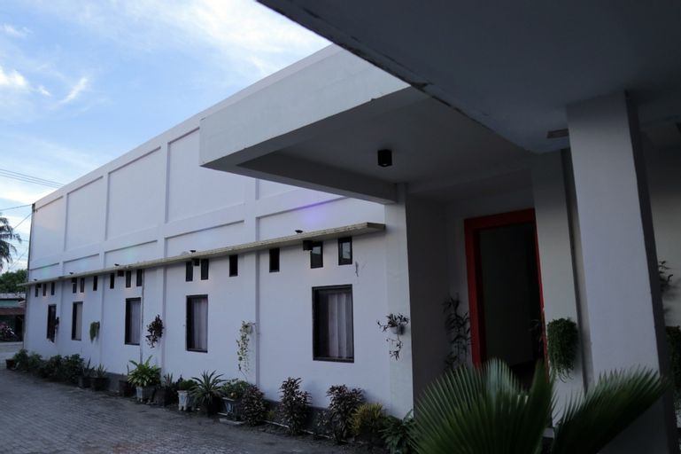 RedDoorz @ Pasangkayu Mamuju Utara, North Mamuju