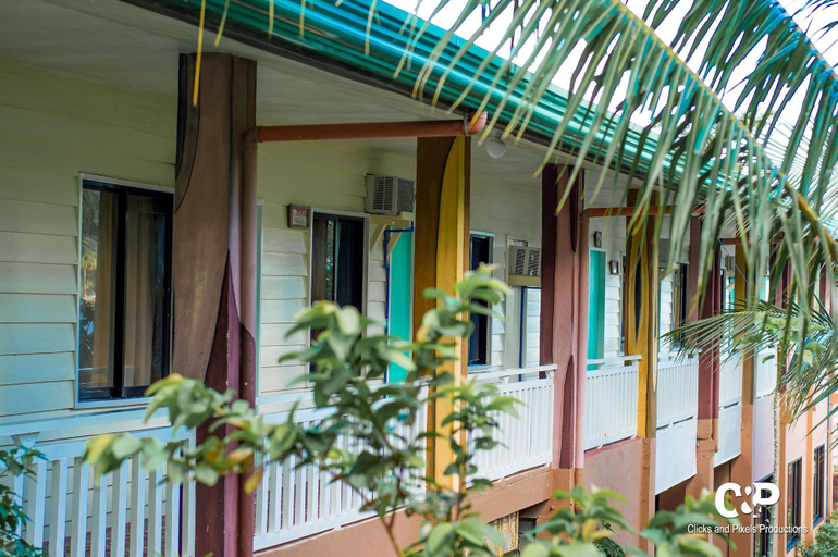 Public Area, Rock Island Resort, Hinatuan