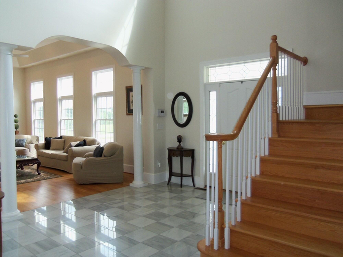 Public Area 3, Loudoun Valley Manor, Loudoun