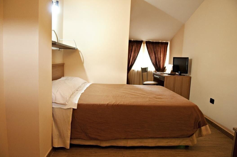 Bedroom 4, Hotel Ristorante Villa Pegaso, Caserta
