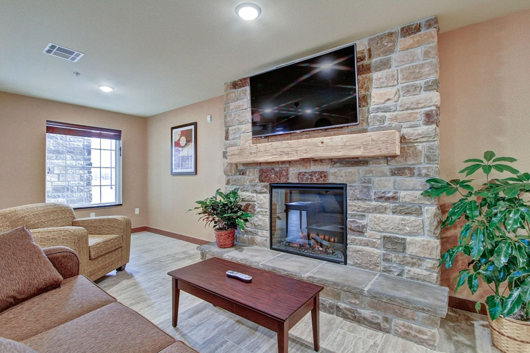 Public Area 3, Cobblestone Hotel & Suites – Pulaski/Green Bay, Brown