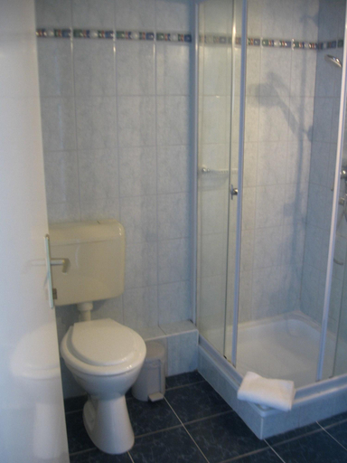 Bathroom 4, Leier Business Hotel, Győr