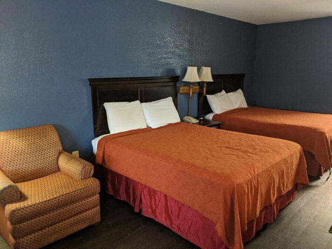 Bedroom 4, Key West Inn - Roanoke, Randolph