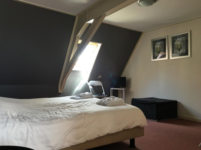 Bedroom 2, HCR 't Raedhus, Dongeradeel