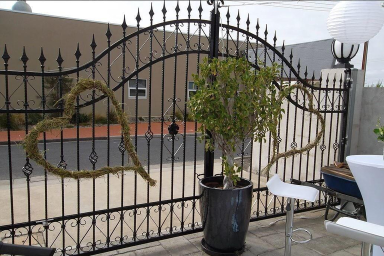 Public Area 3, The Customs House Port MacDonnell, Grant