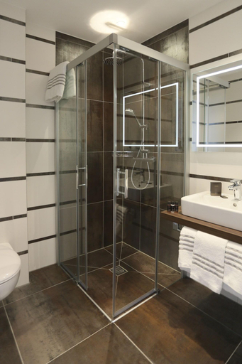 Bathroom 3, Hotel zur Schloss-Schmiede, Aichach-Friedberg
