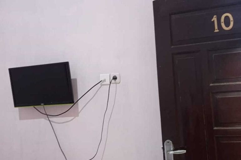 KoolKost near Sultan Hasanuddin Airport (Minimum Stay 6 Nights), Maros
