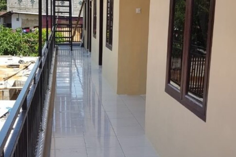 KoolKost near Sultan Hasanuddin Airport (Minimum Stay 6 Nights), Maros