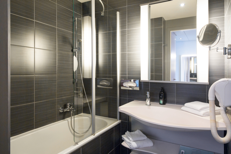 Bathroom 3