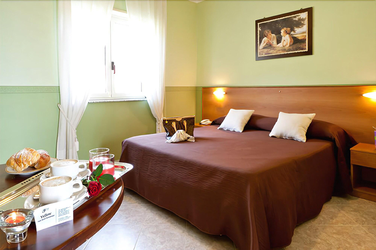 Bedroom 3, Yellow Park Hotel Restaurant, Caserta