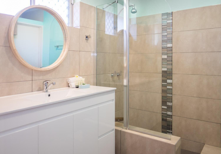 Bathroom 3, Cottesloe Sea Bliss Apartment, Perth