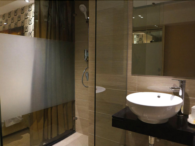 Bathroom 5, Houyi Kangju Hotel, Nanning