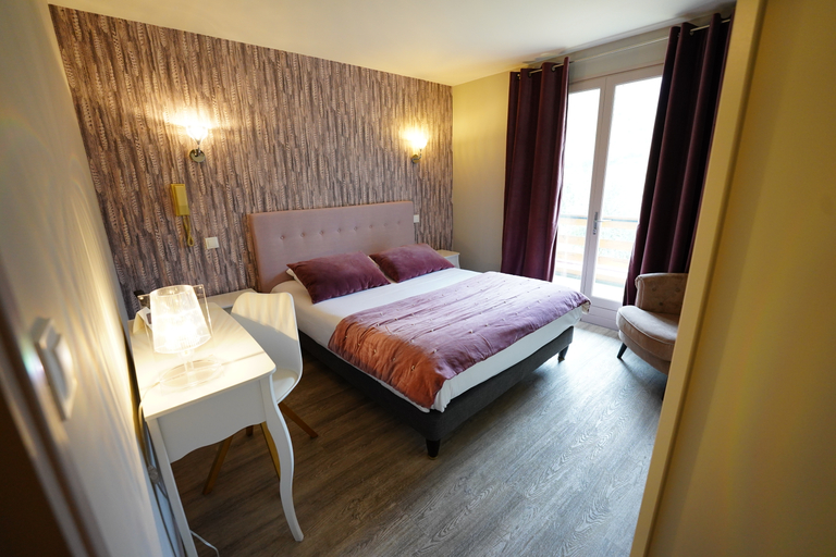 Bedroom 4, Logis Hôtel Le Griou, Cantal