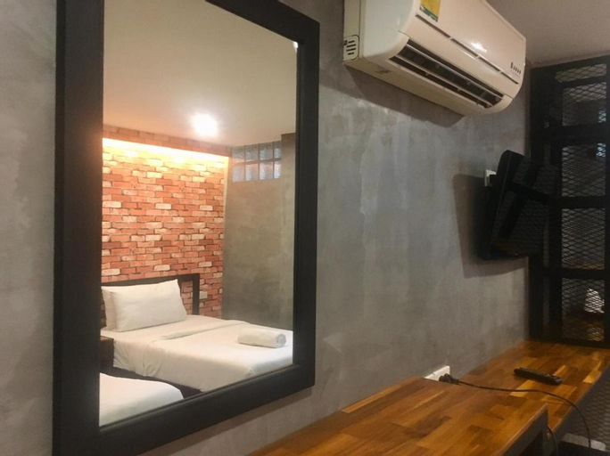 Bedroom 18